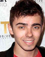 Nathan Sykes suffered panic attack moments before vocal surgery